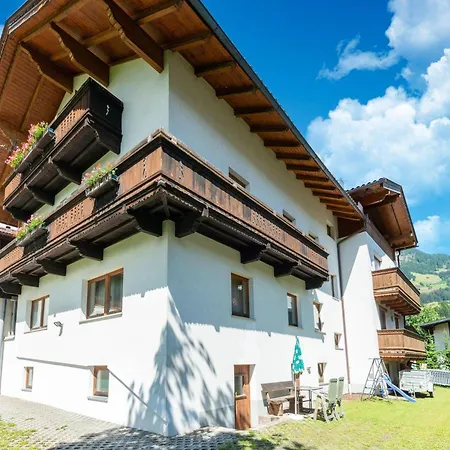 Apartment In Tyrol Near Ski Lift, Cleaning Included