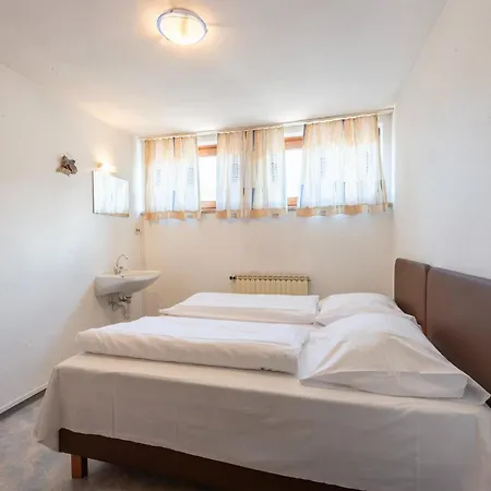 Prázdninový dům Apartment In Tyrol Near Ski Lift, Cleaning Included *