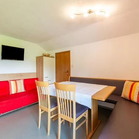 Apartment In Tyrol Near Ski Lift, Cleaning Included Prázdninový dům Fügen